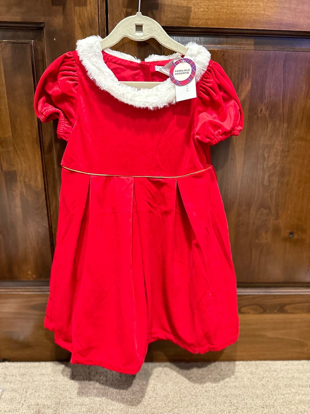 Max Studio Girls Faux Fur Collar Velour Dress With Hair Clips Size 7